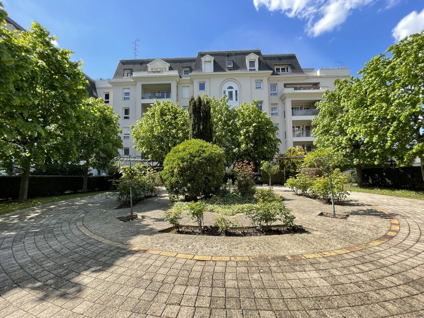 Appartement 3 pièces 61 m² · à Livry Gargan · 61 m² · 230 000 €