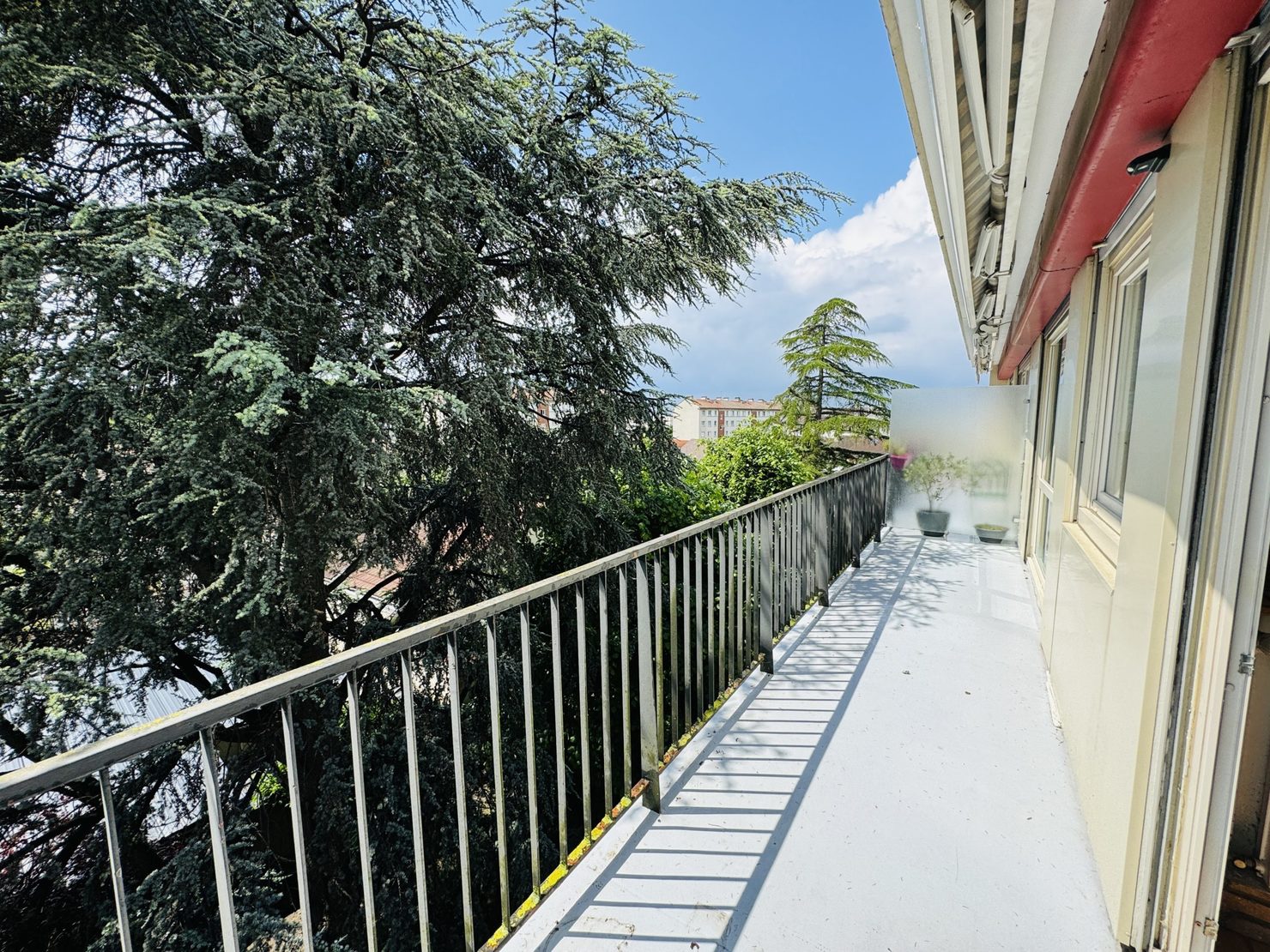 Appartement 2 pièces 38 m² · à Livry Gargan · 38 m² · 376 000 €
