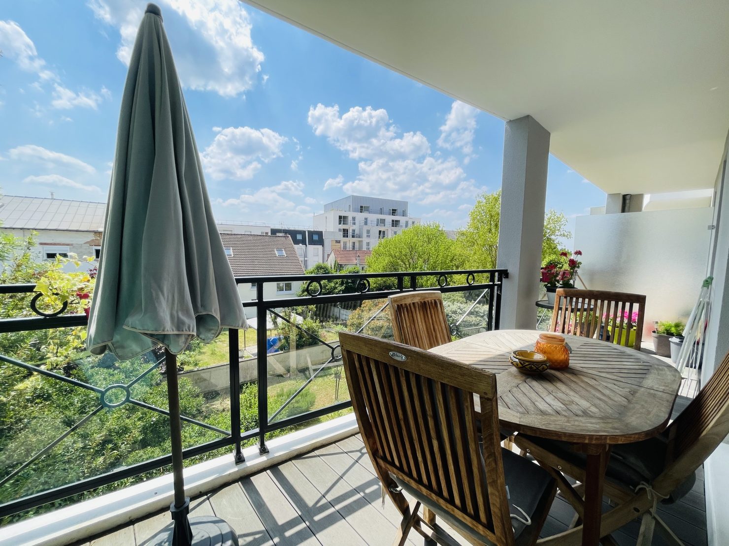 Appartement 3 pièces 61 m² · à Livry Gargan · 61 m² · 210 000 €