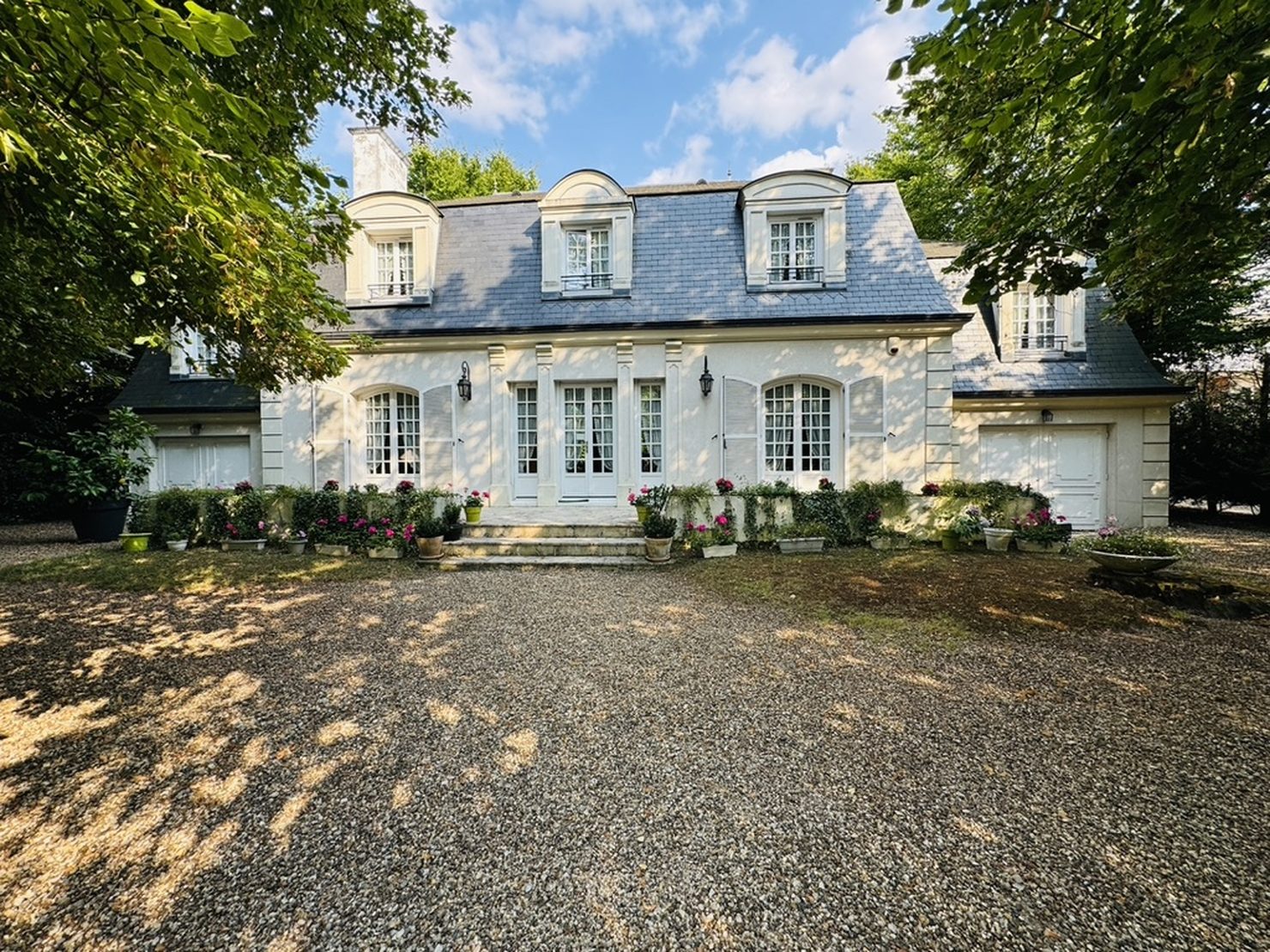 Maison 8 pièces 165 m² · à Livry Gargan · 165 m² · 560 000 €