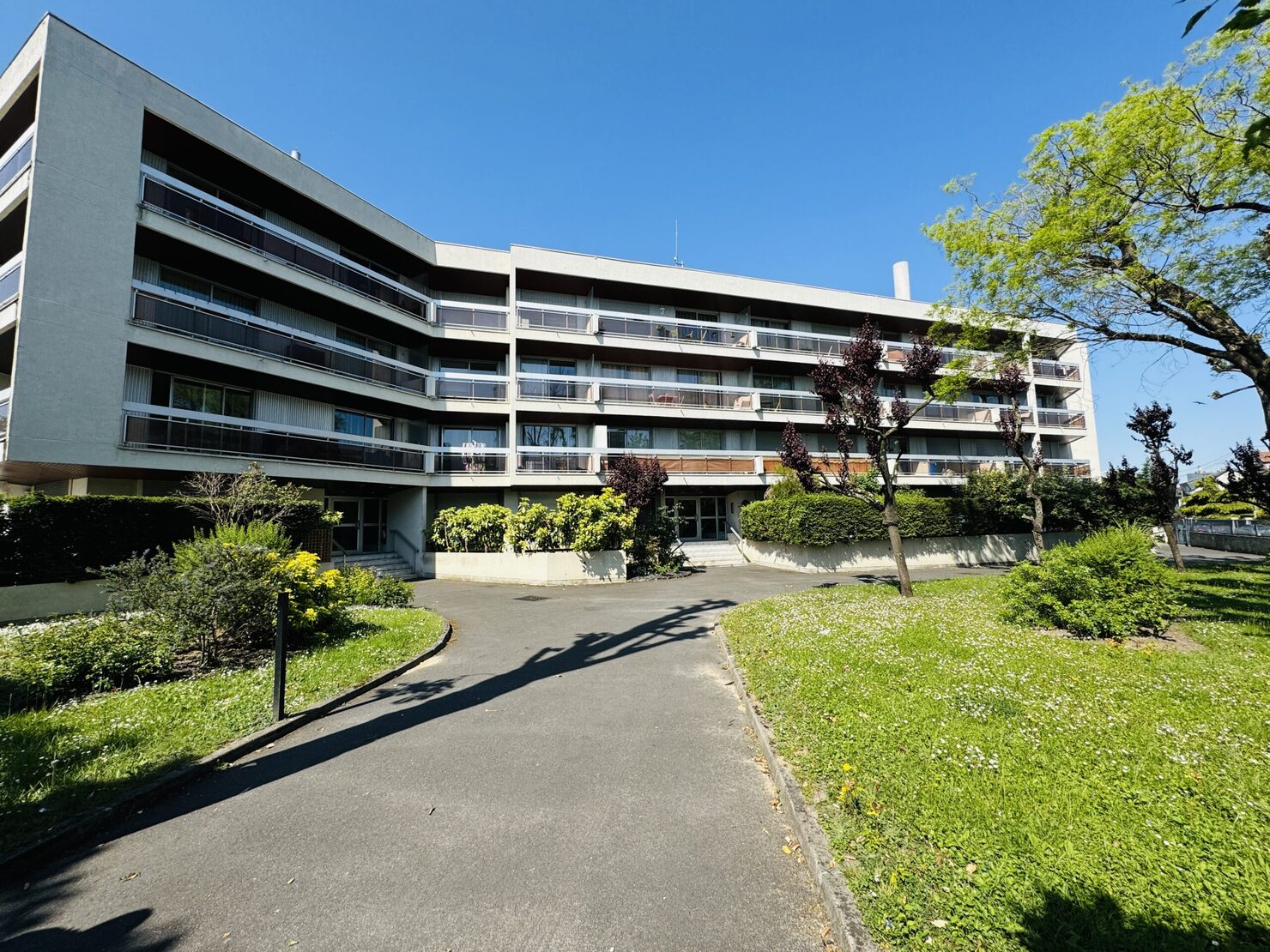 Appartement 2 pièces 33 m² · à Livry Gargan · 33 m² · 376 000 €