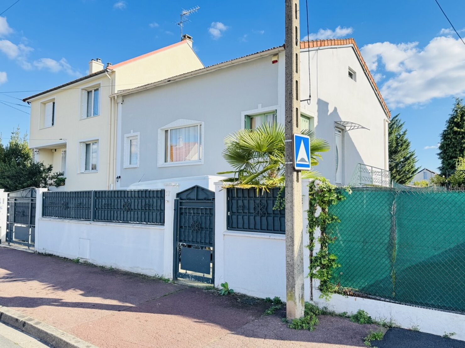 Maison 6 pièces 175 m² · à Livry Gargan · 175 m² · 380 000 €