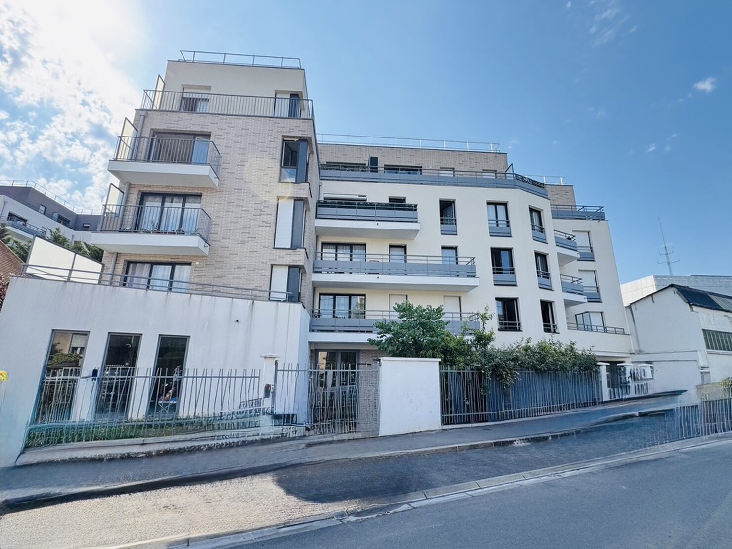 Appartement 2 pièces 39 m² · à Livry Gargan · 39 m² · 165 000 €